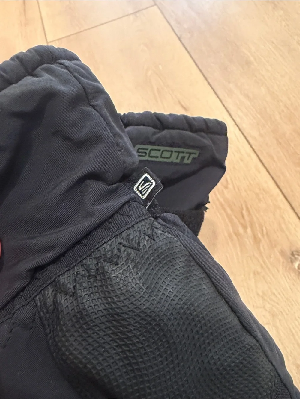 Scott Kids Black Winter Mittens